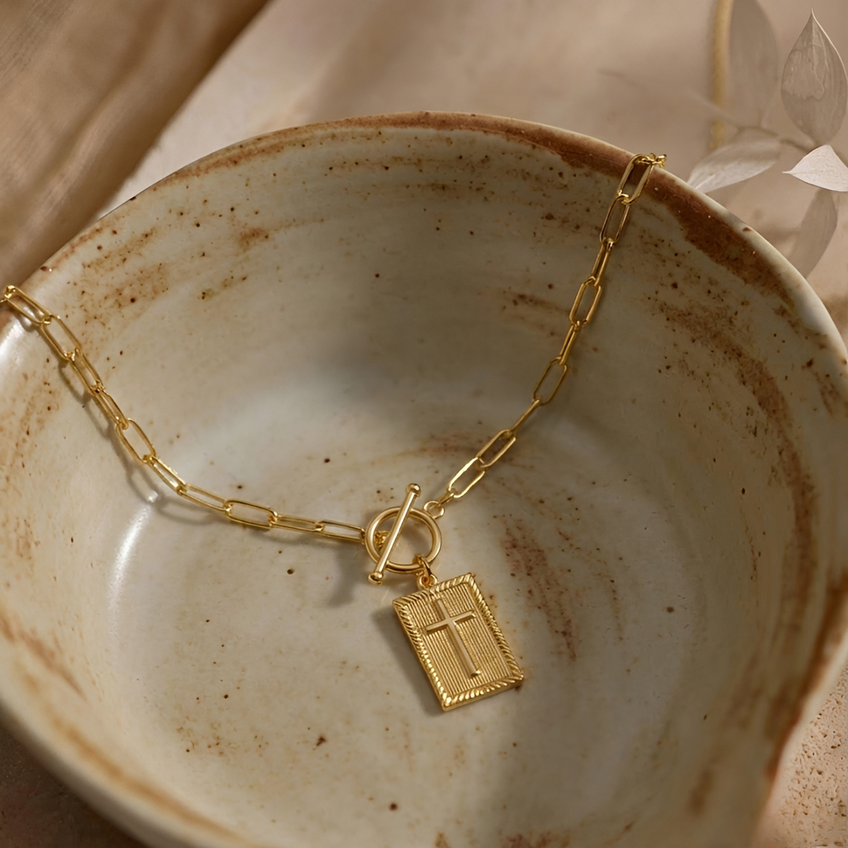 Women's Pendant Necklace Featuring Rectangular Pendant, Paperclip Chain and Toggle Clasp
