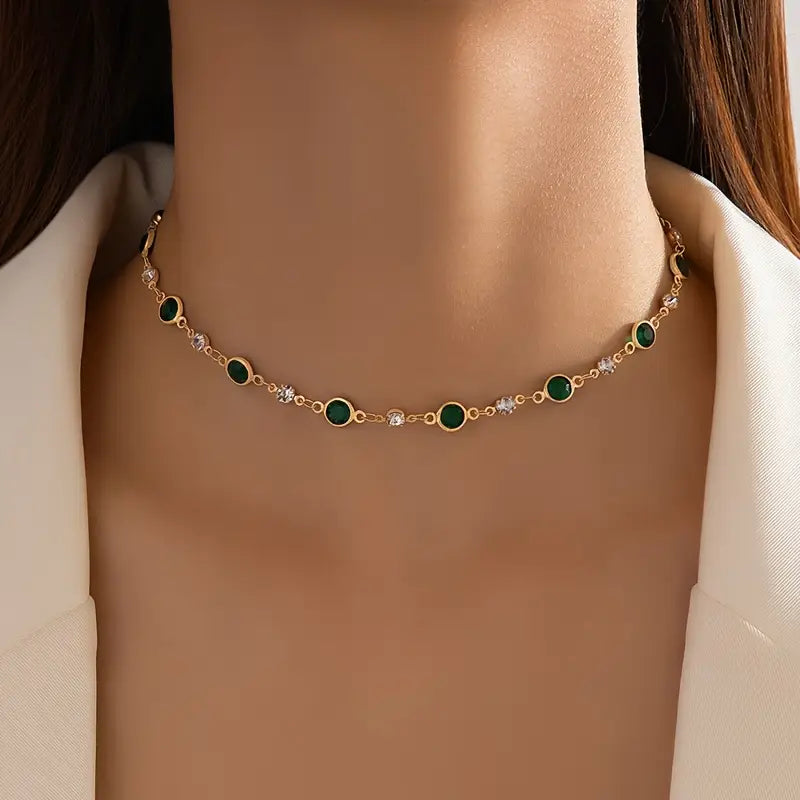 Esmeralda – Green pendant necklace