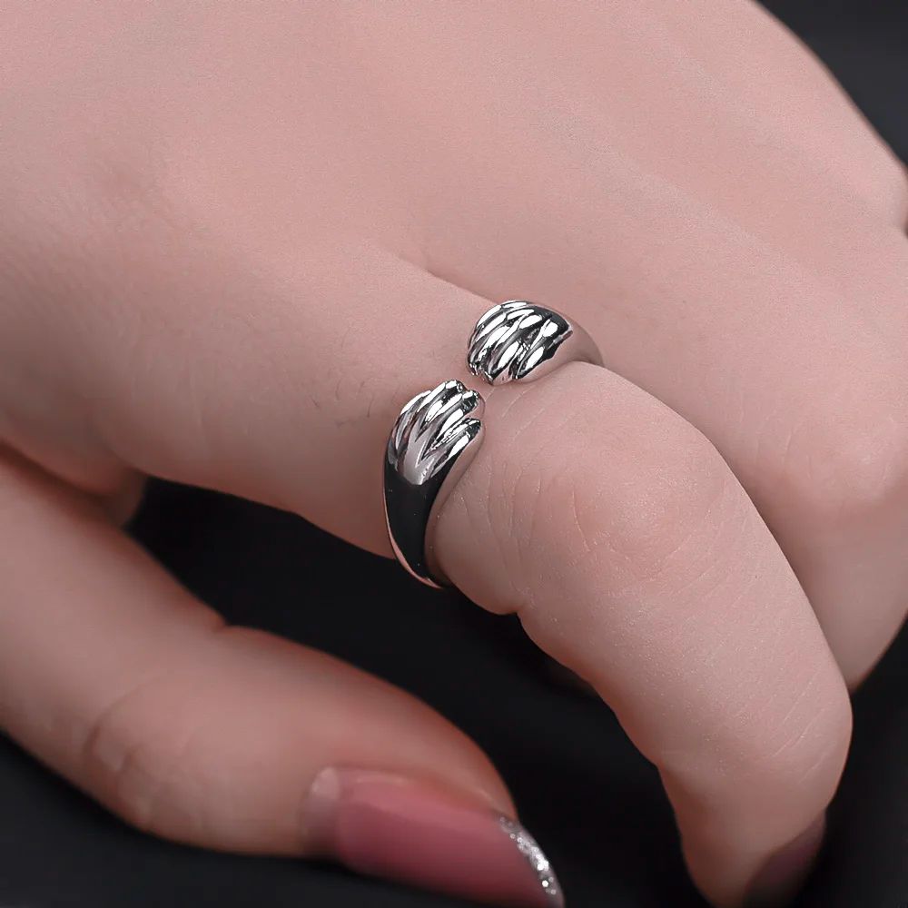 Adjustable Women's Ring with Cat Paw Design