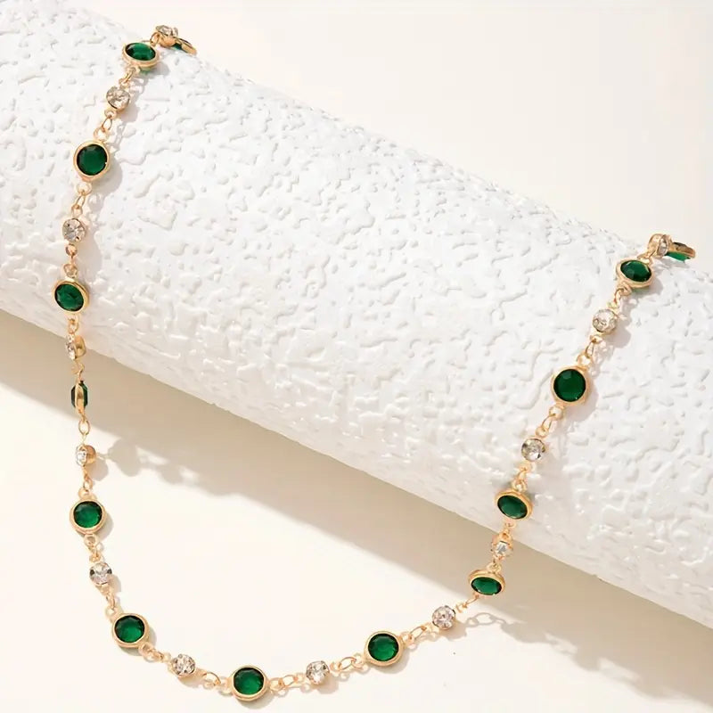 Esmeralda – Green pendant necklace