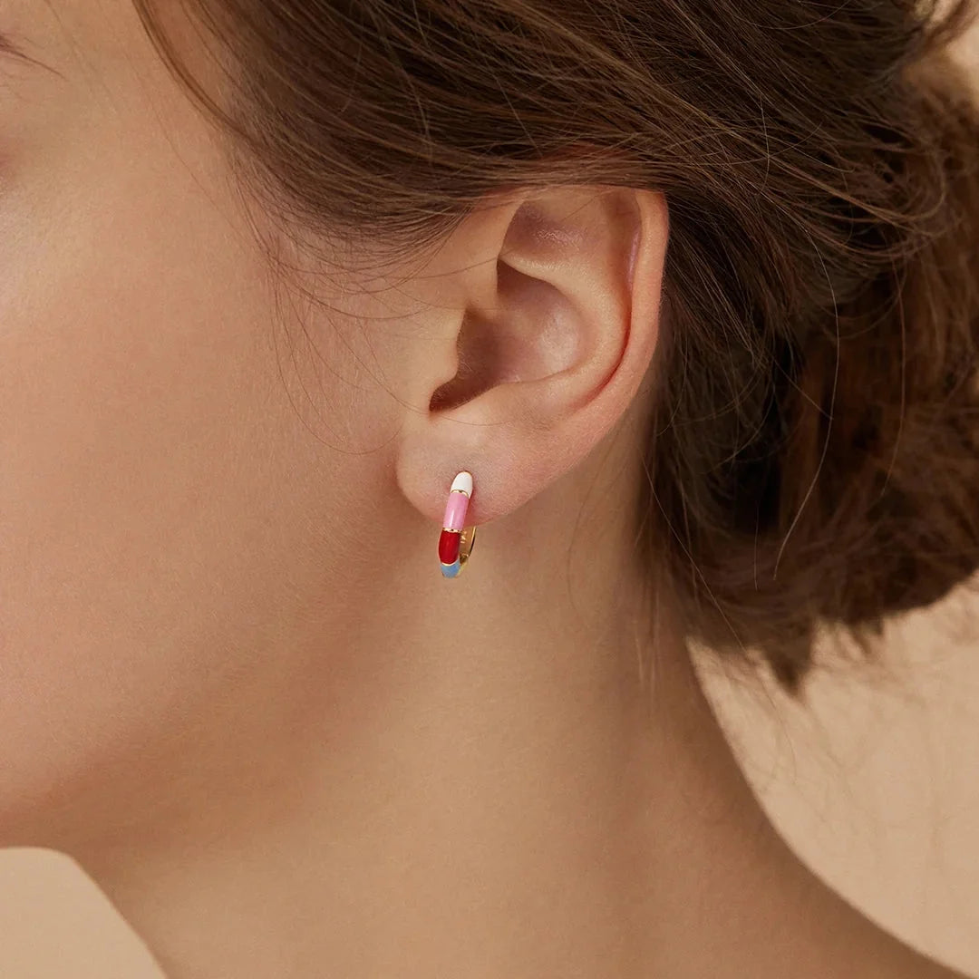 Women's Hoops featuring Segmented Design