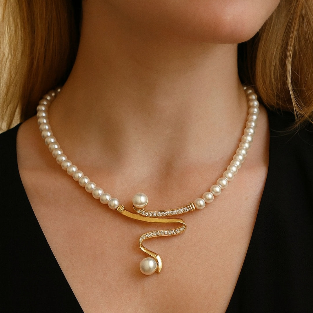 Women's 2-Piece Jewelry Set Featuring Necklace and Earrings