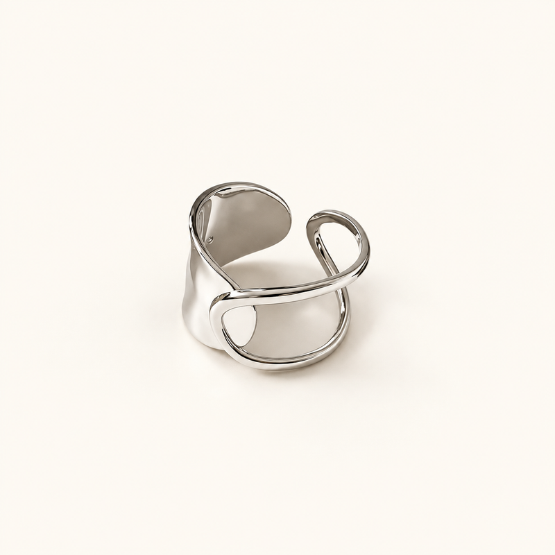 Women Adjustable Chunky Ring with Hammered Design