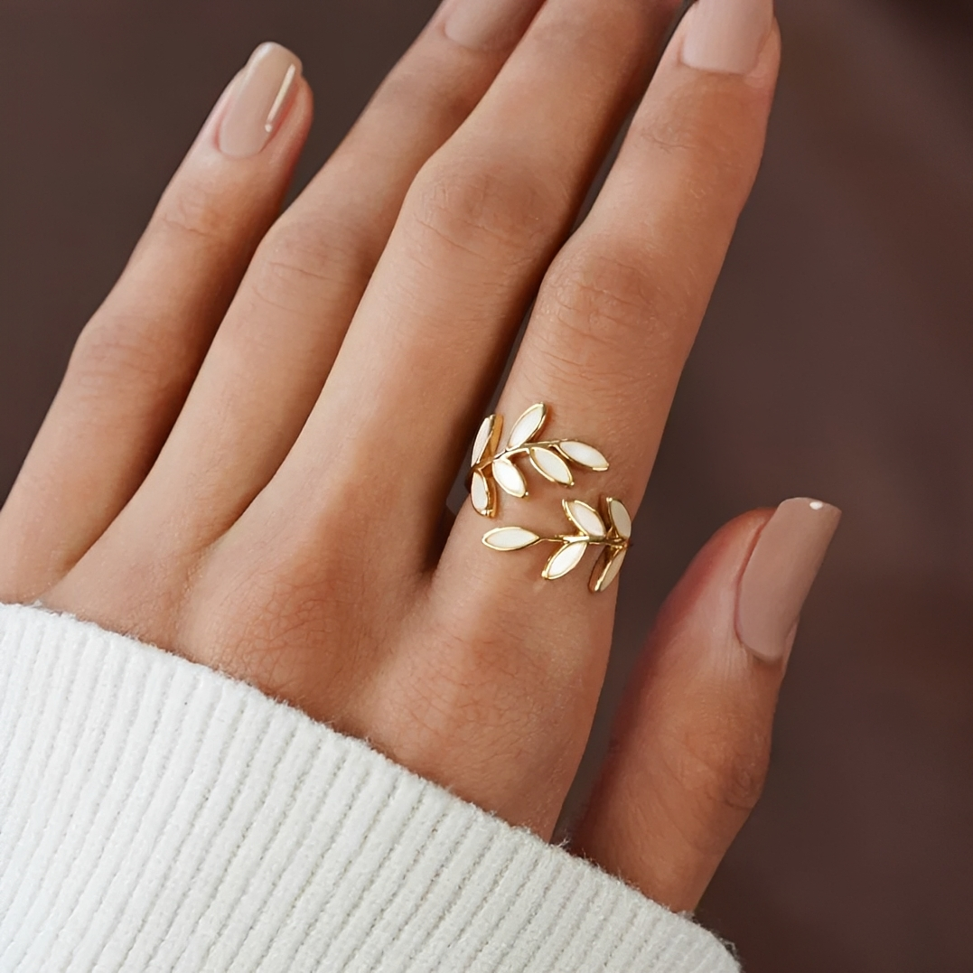 Women's Adjustable Leaf Ring with Decorative Gemstone