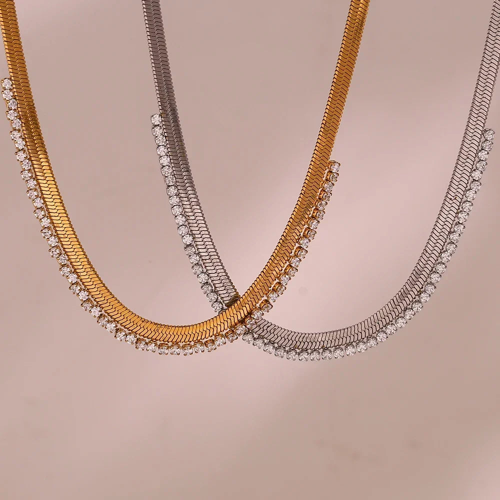 Women's Fishbone Necklace Featuring Wide Chain Design and Stone Accents