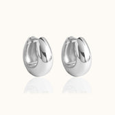 Iseul – Thick huggie hoops