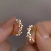 Round bead drop earrings
