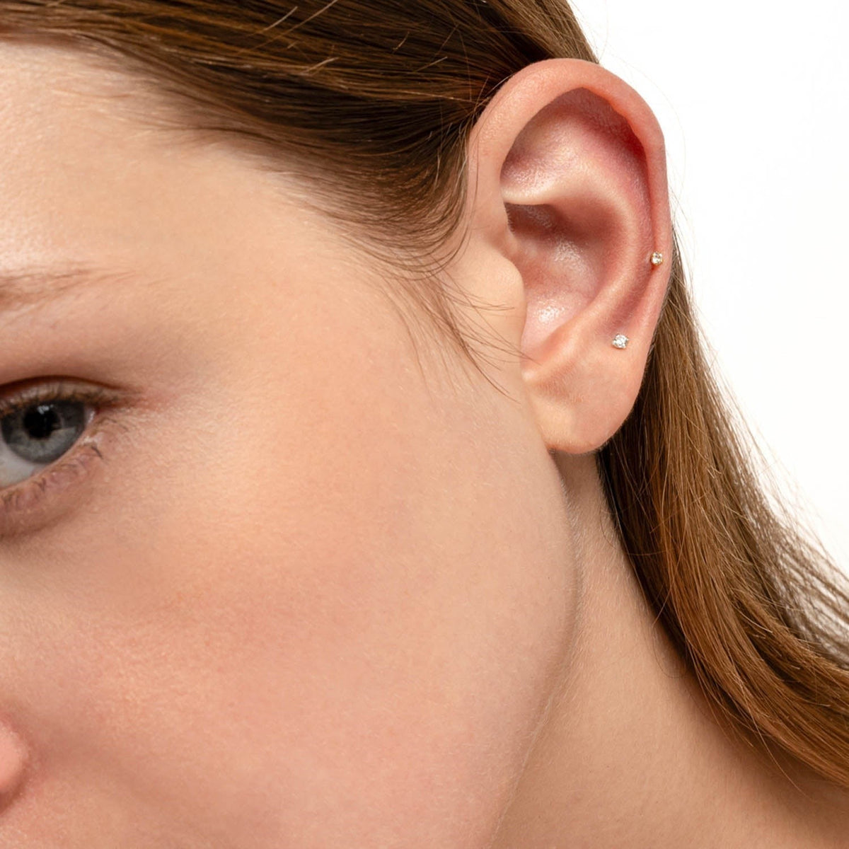 Sloane – Mini stud earrings, 2 mm