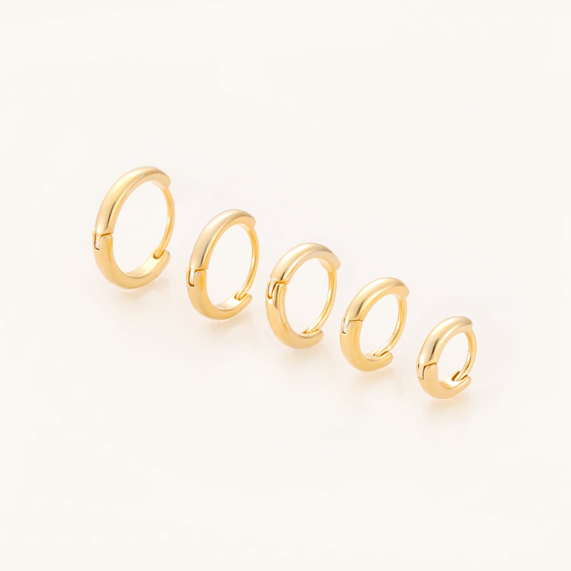 7-piece huggie hoop set