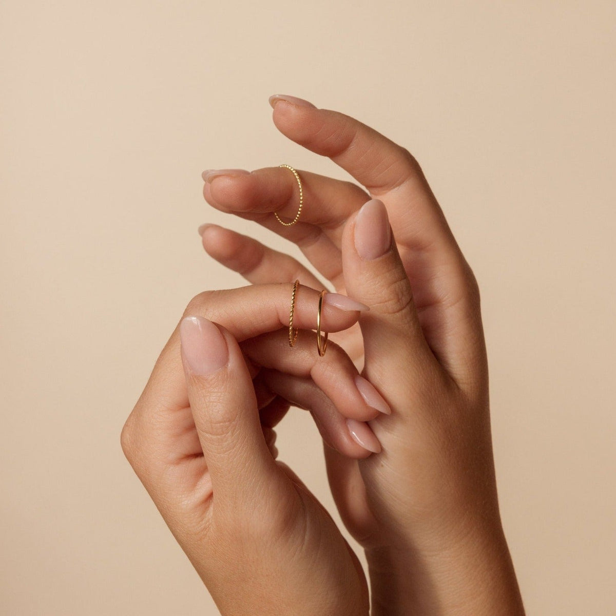 Thin stacked ring set