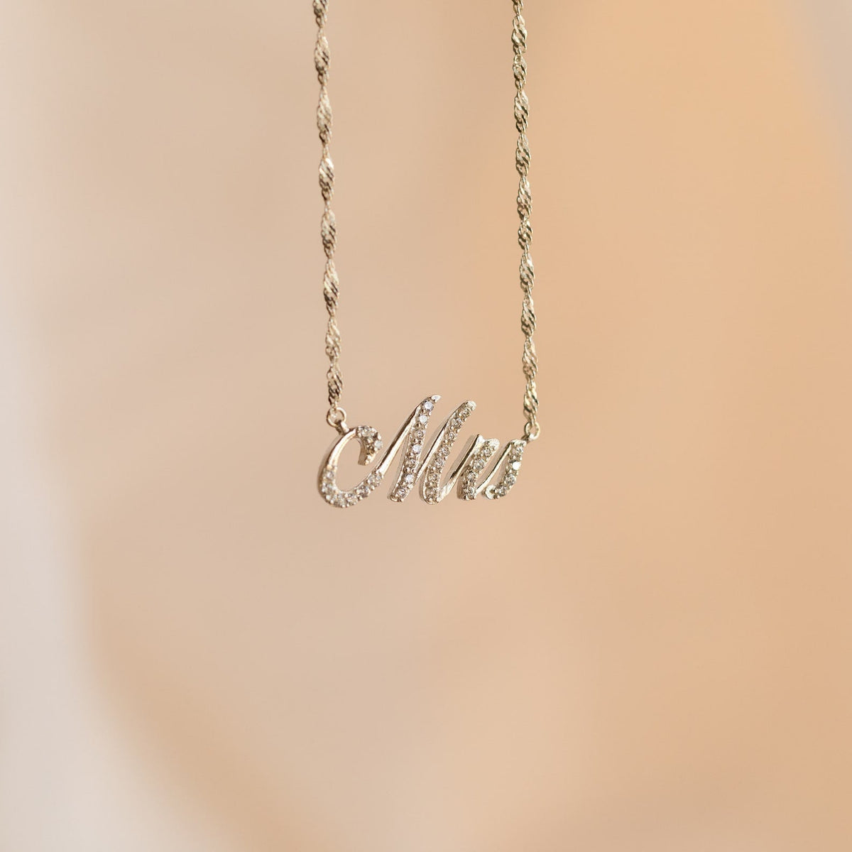 Claire – Name necklace
