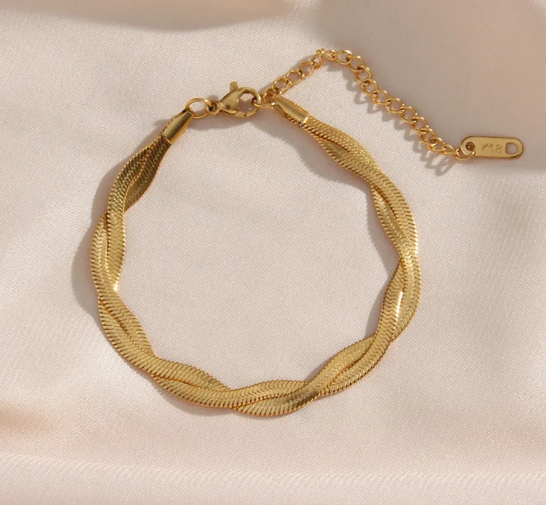 Alina – Intertwined necklace and bracelet set