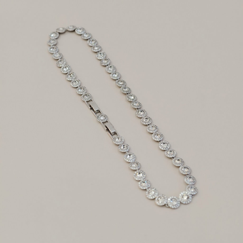 Victoria – Necklace and bracelet with round charm
