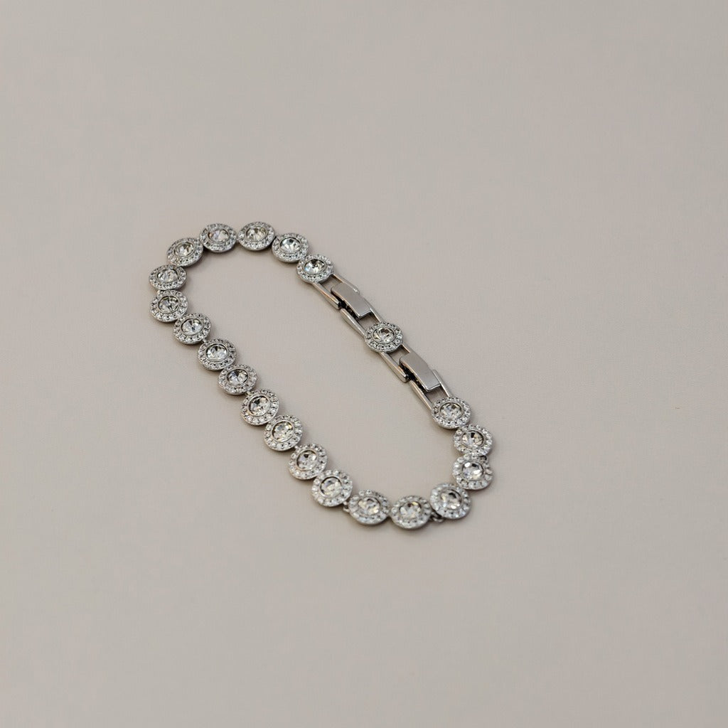 Victoria – Necklace and bracelet with round charm