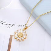 Elina – Necklace and earring set