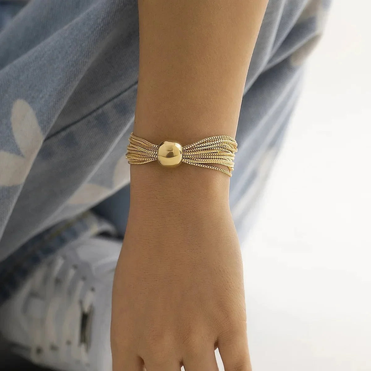 Women's 2-piece Necklace and Bracelet Set with Layered Chain Design and Ball Detail