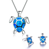 Kailea – Turtle necklace and earring set
