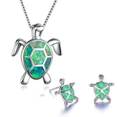 Kailea – Turtle necklace and earring set